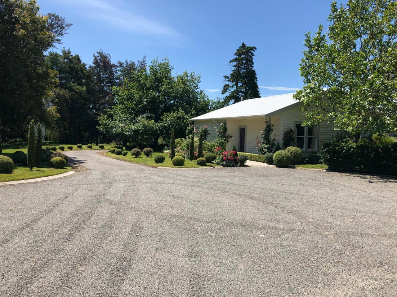 Te Kopura Lodge Martinborough Ngoại thất bức ảnh