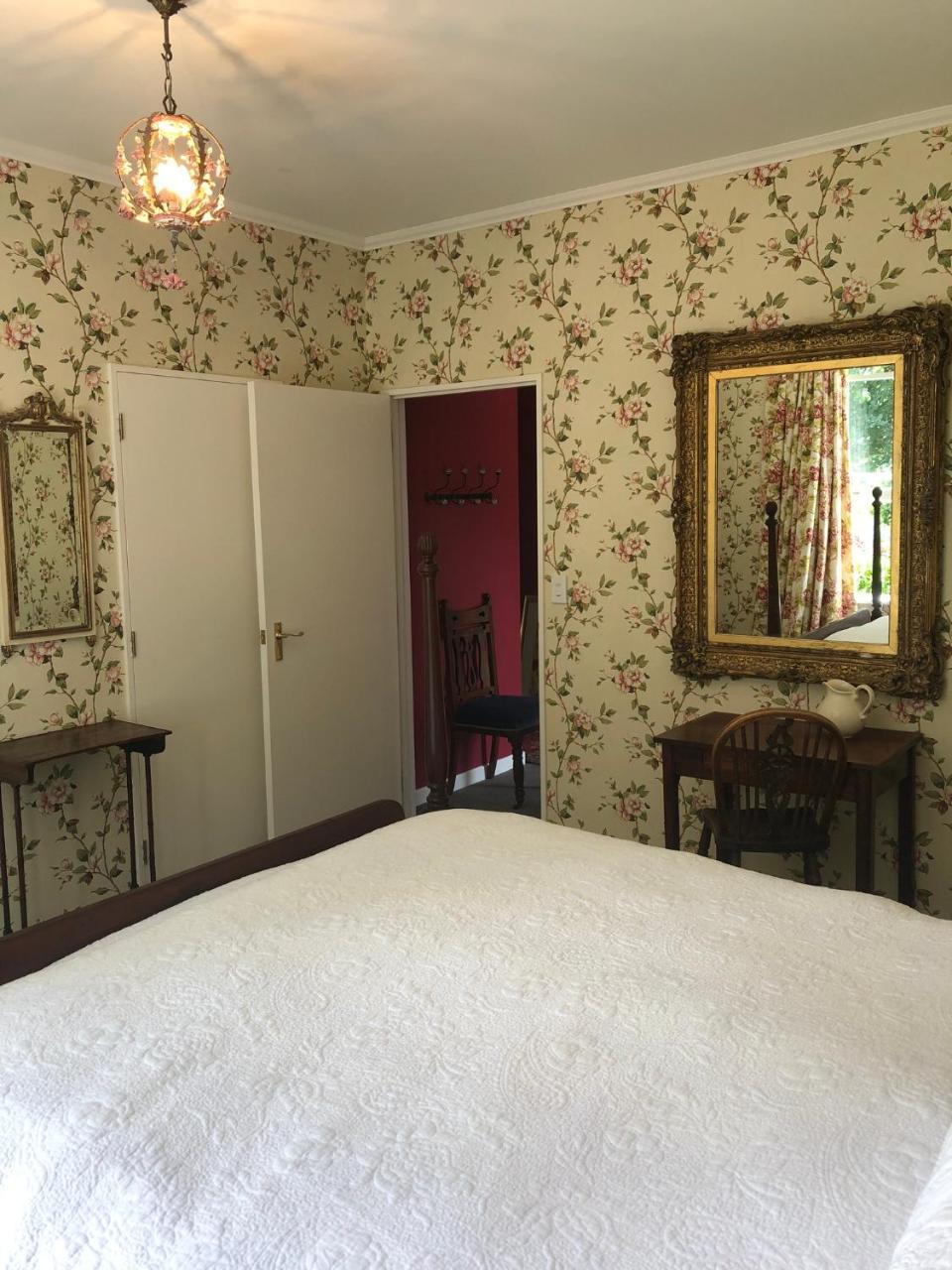 Te Kopura Lodge Martinborough Ngoại thất bức ảnh