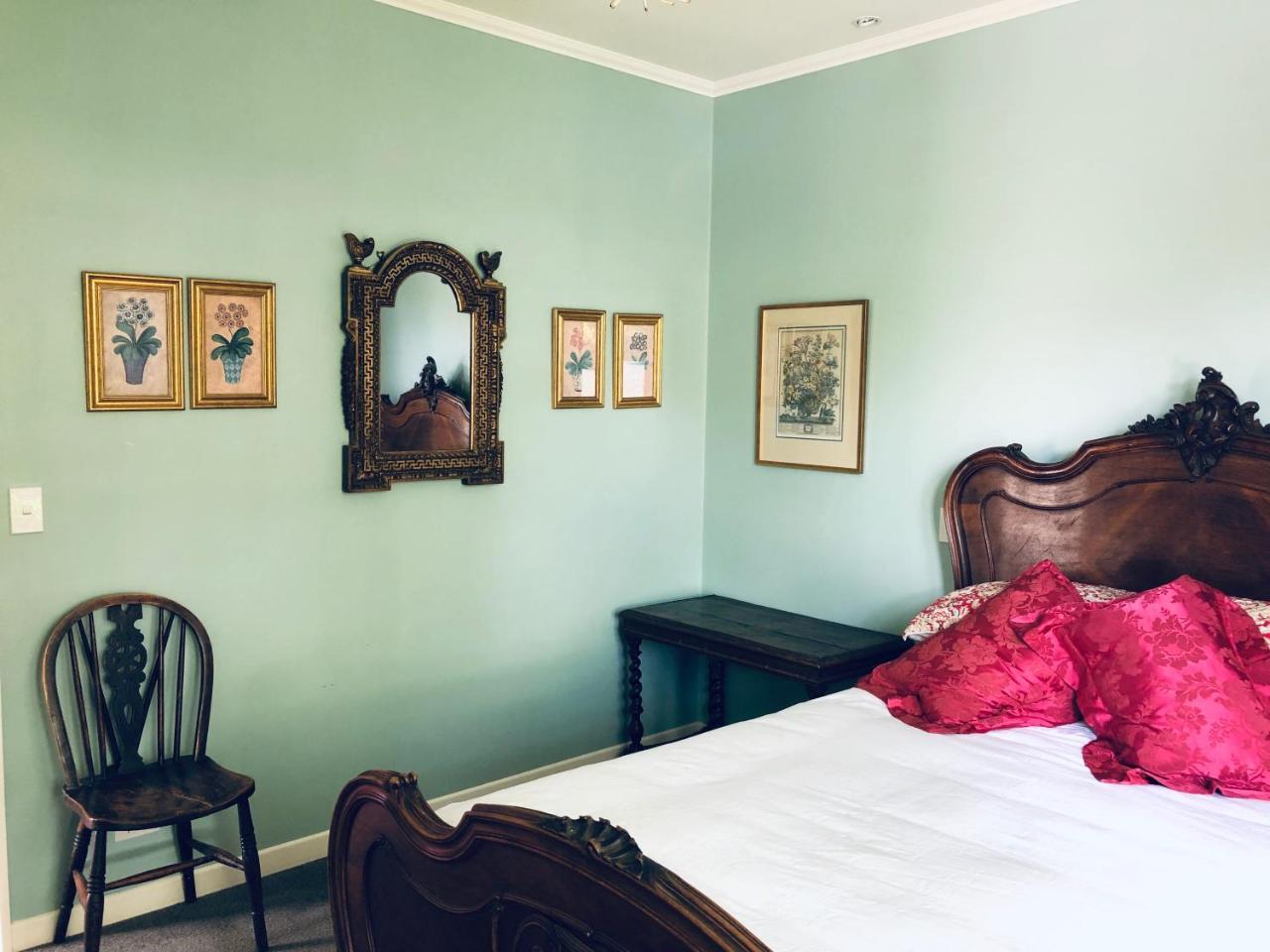 Te Kopura Lodge Martinborough Ngoại thất bức ảnh